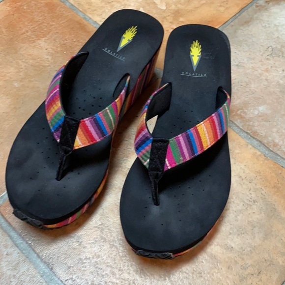 Volatile size 8 slip on sandals soft foot bed.
